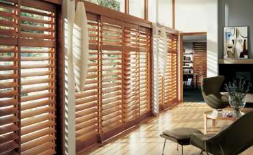 7 Consejos básicos para limpiar las persianas de madera